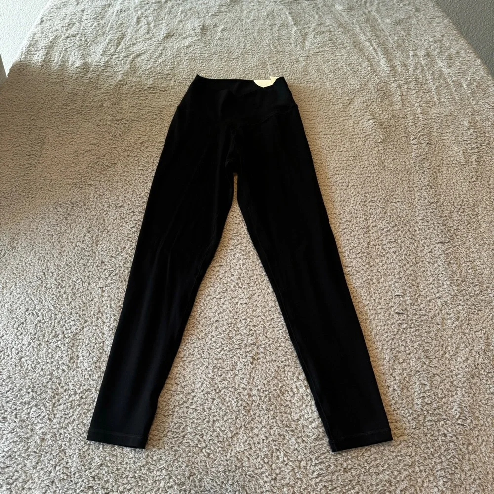New OFFLINE By Aerie Real Me High Waisted Crossover Legging Color Black Size M
